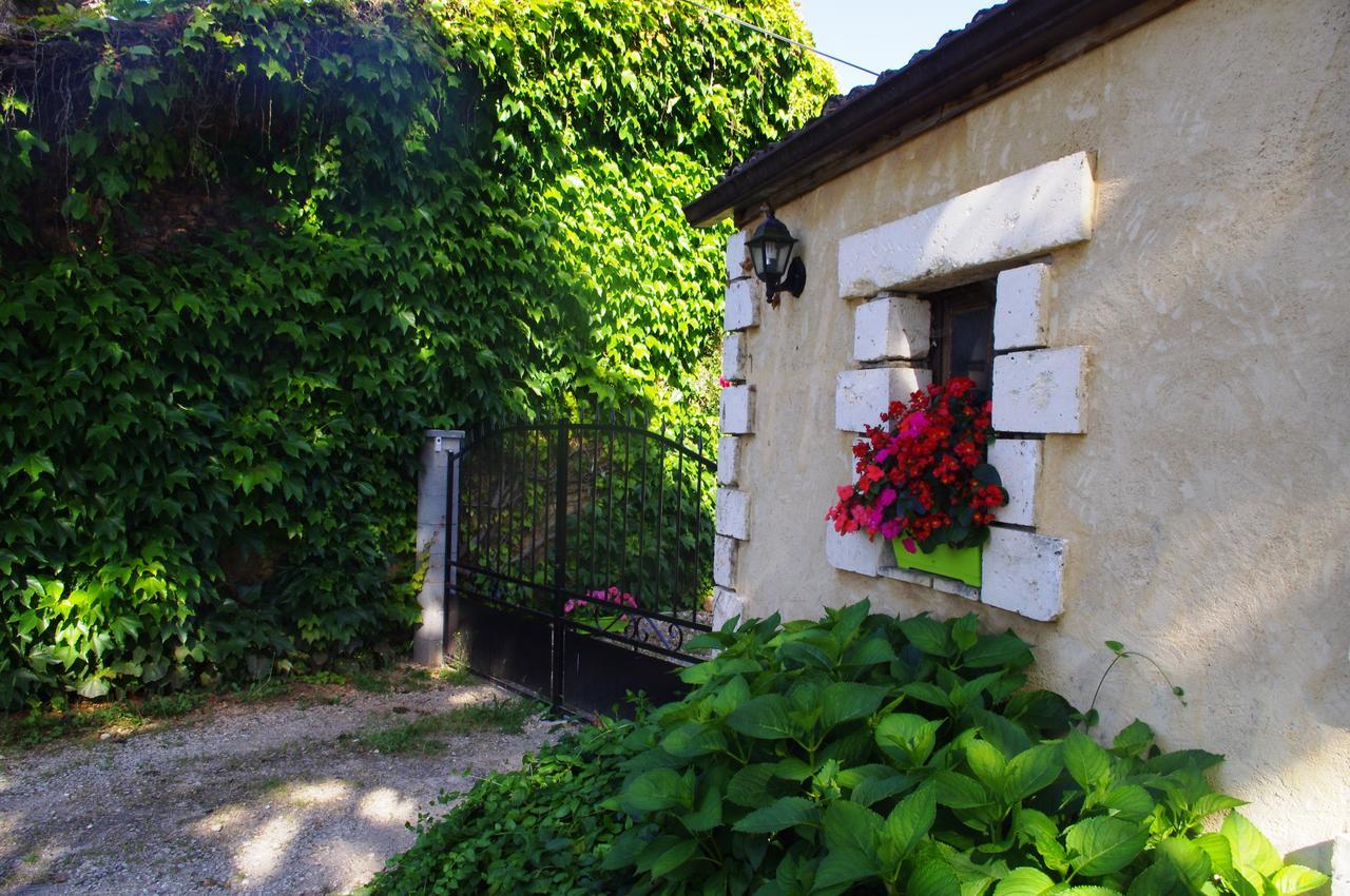 Bed and Breakfast Domaine De Potofayol Lacropte Экстерьер фото