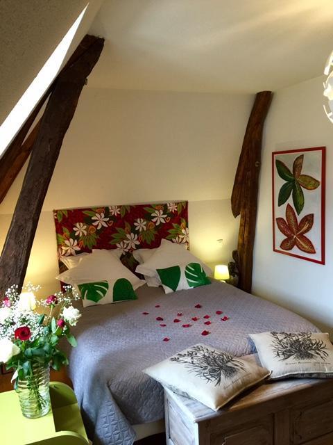 Bed and Breakfast Domaine De Potofayol Lacropte Экстерьер фото